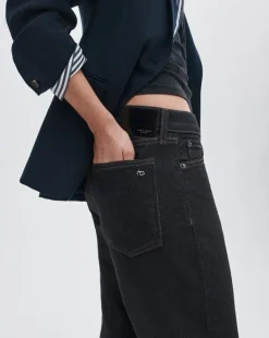 Cam Relaxed Straight Jean