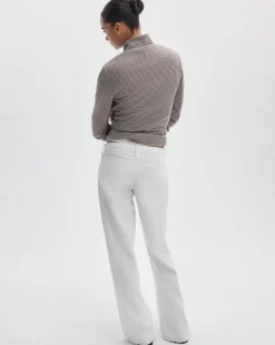 Cam Relaxed Straight Jean