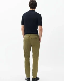 Fit 3 Athletic Chinos
