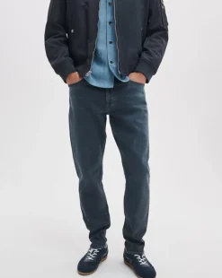 Fit 3 Athletic Jeans