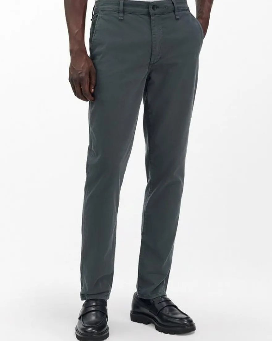 Fit 2 Slim Chinos