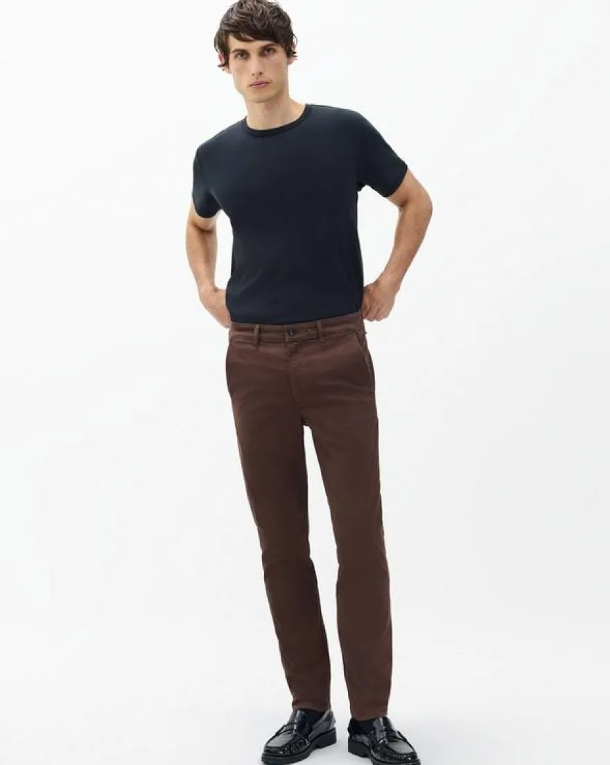 Fit 2 Slim Chinos