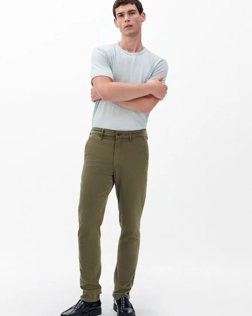 Fit 2 Slim Chinos