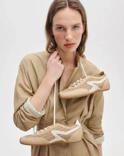 Ultra Slim Retro Runner Sneaker